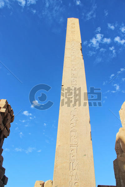 埃及卢克索卡尔纳克神庙的方尖碑图片素材免费下载