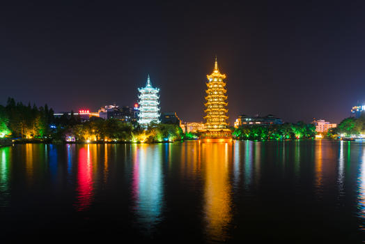 桂林日月双塔夜景图片素材免费下载