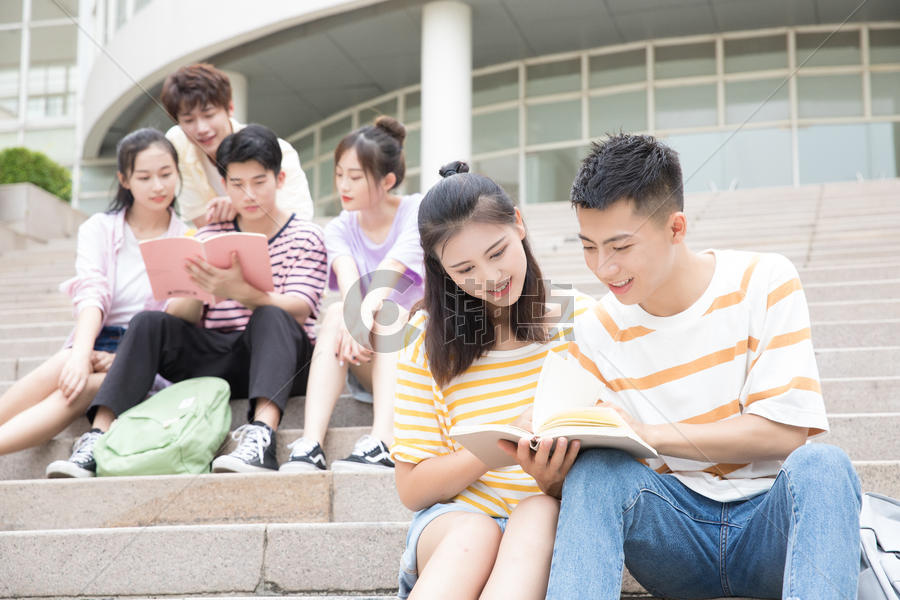 大学生校园学习生活图片素材免费下载