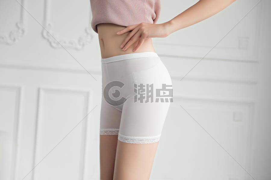 女生安全裤图片素材免费下载