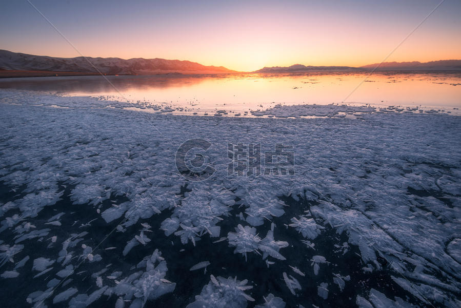 赛里木湖冰花图片素材免费下载
