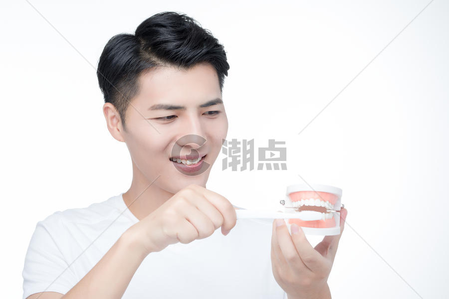 男性牙齿护理图片素材免费下载