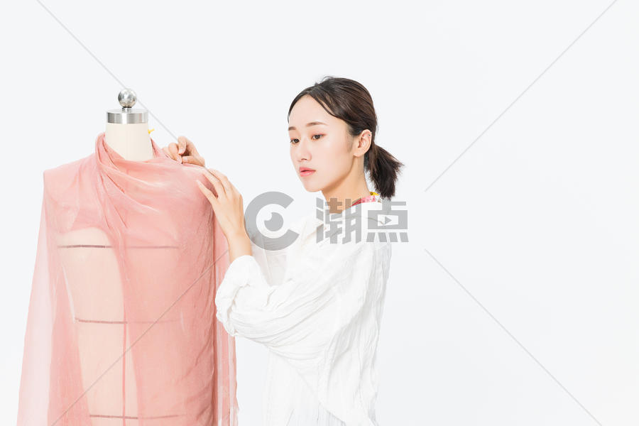 女服装设计师样衣制作图片素材免费下载