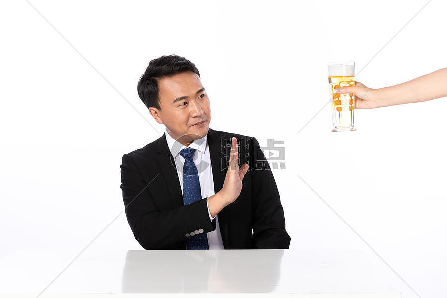 商务男拒绝饮酒图片素材免费下载