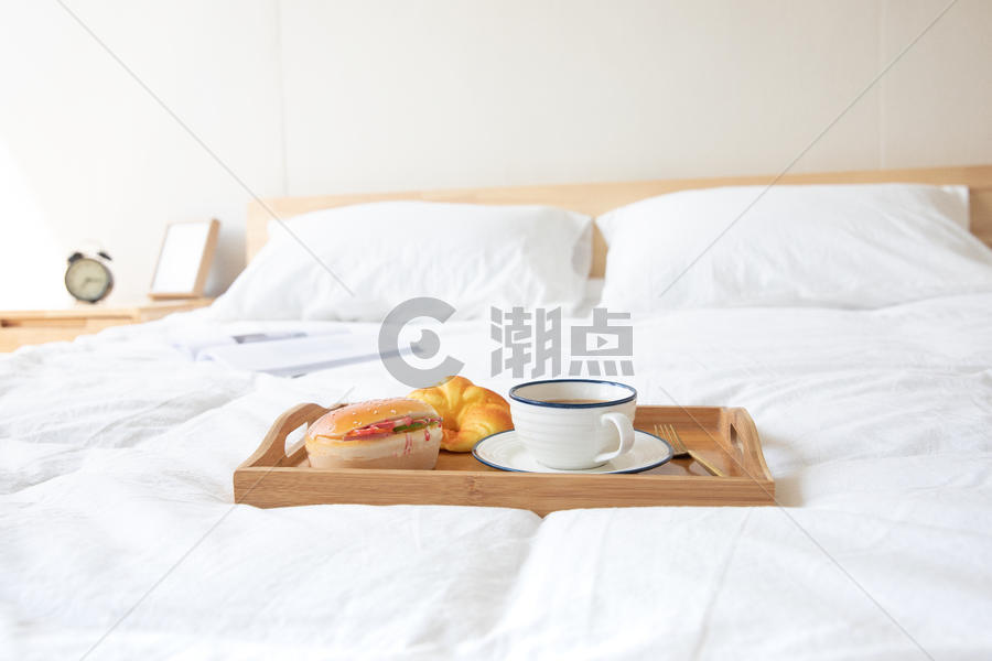 家居卧室早餐图片素材免费下载