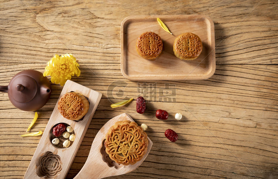 中秋节广式月饼图片素材免费下载