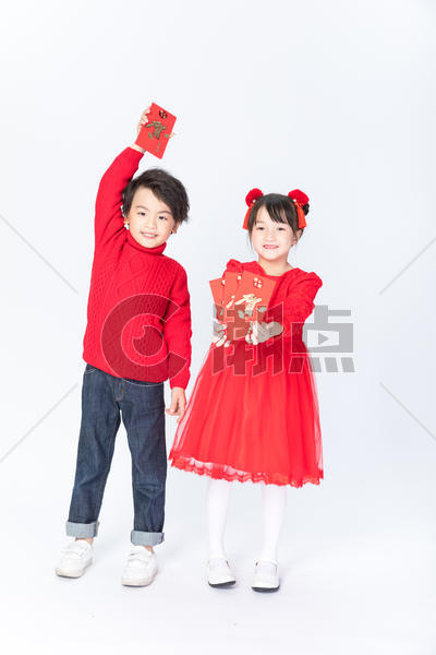 新春儿童手拿红包图片素材免费下载