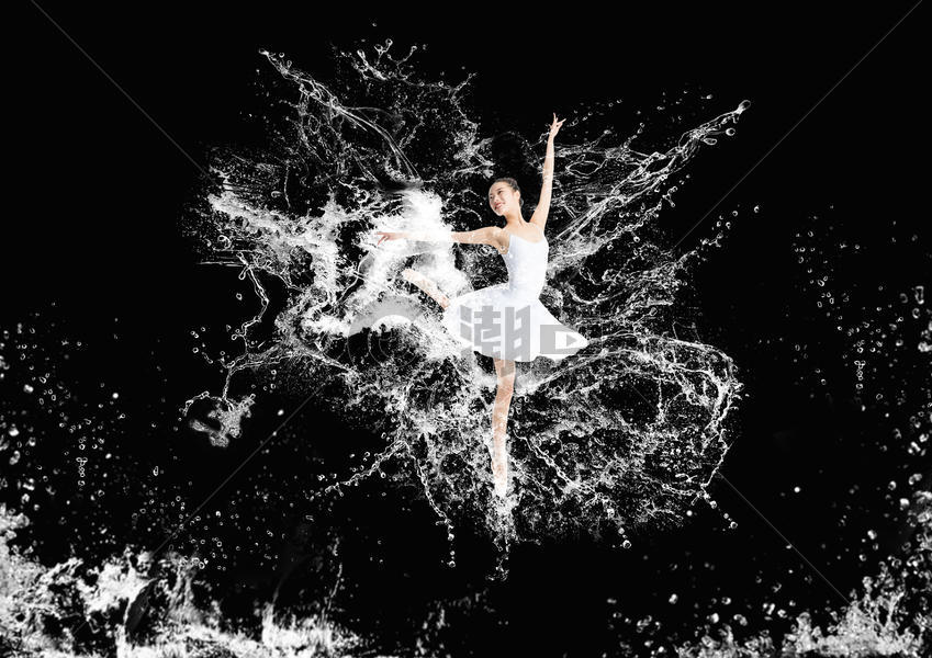 舞动水花的芭蕾图片素材免费下载