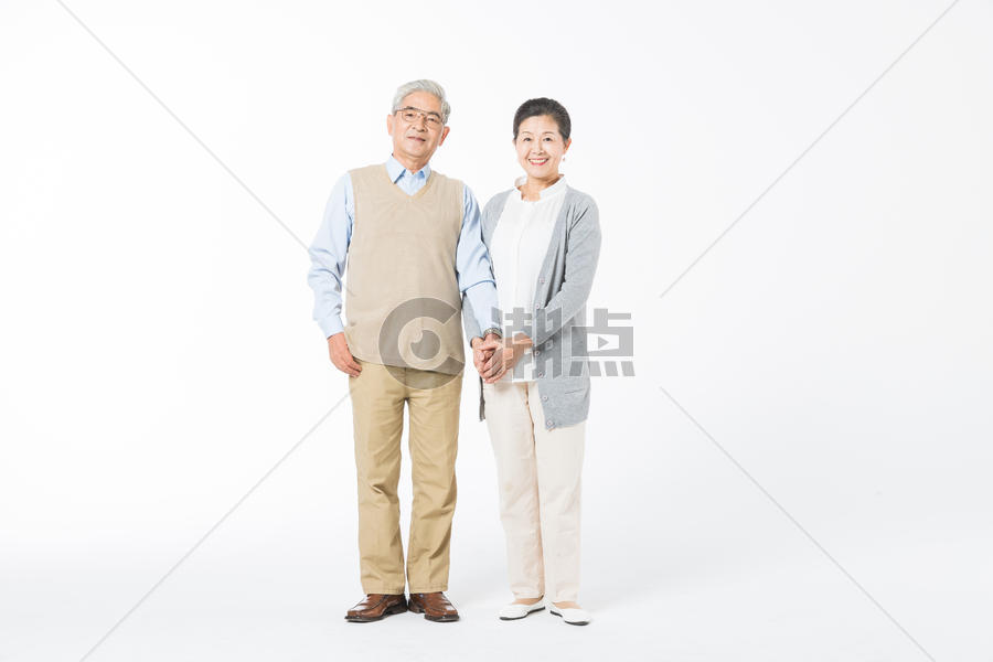 幸福的老年夫妻牵手图片素材免费下载