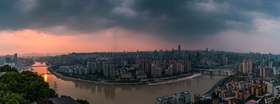 暴雨中的重庆观音桥全景图片素材免费下载