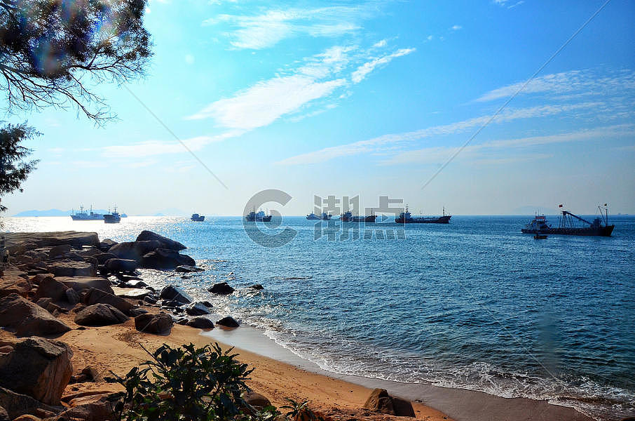 午后伶仃岛的碧海蓝天图片素材免费下载