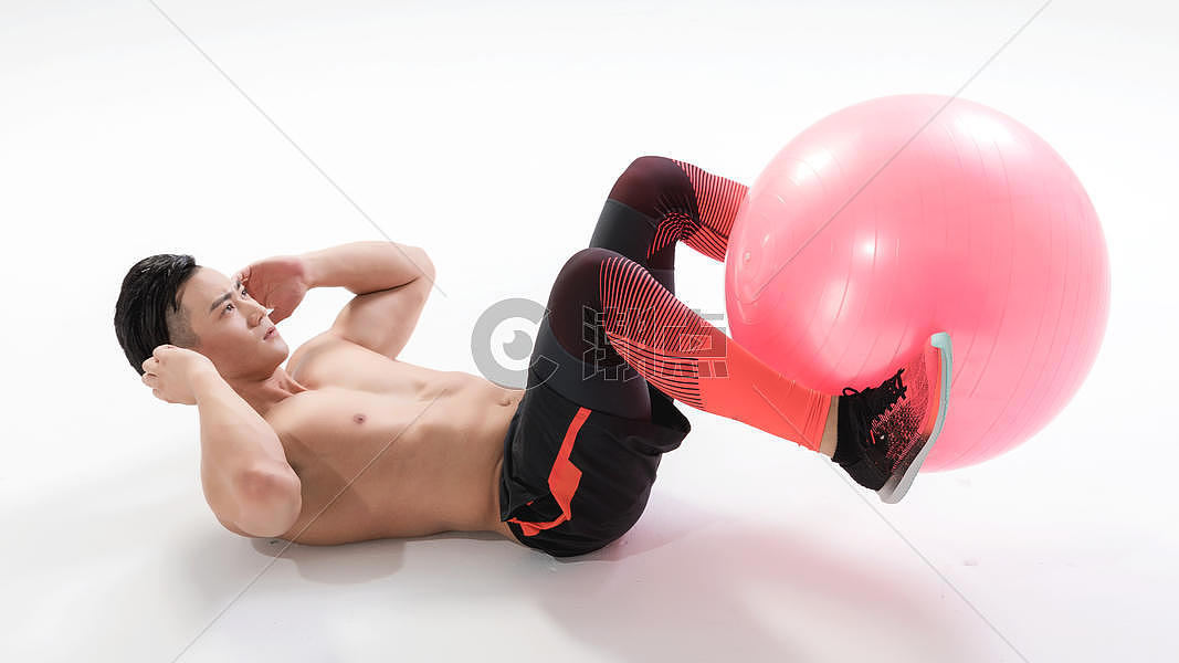 瑜伽球动作图片素材免费下载