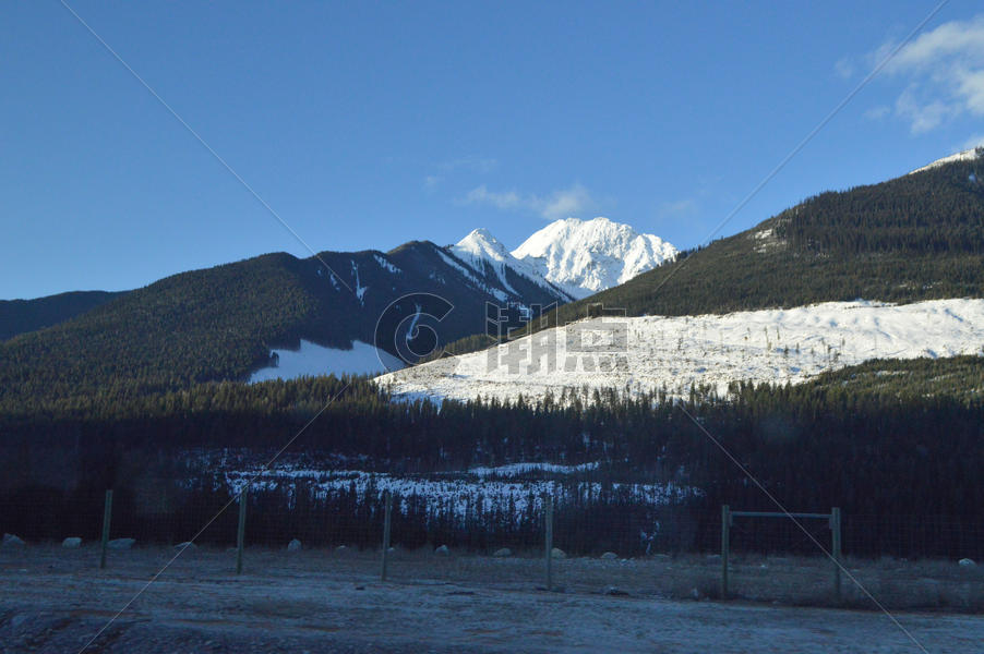 加拿大班夫国家公园雪景图片素材免费下载