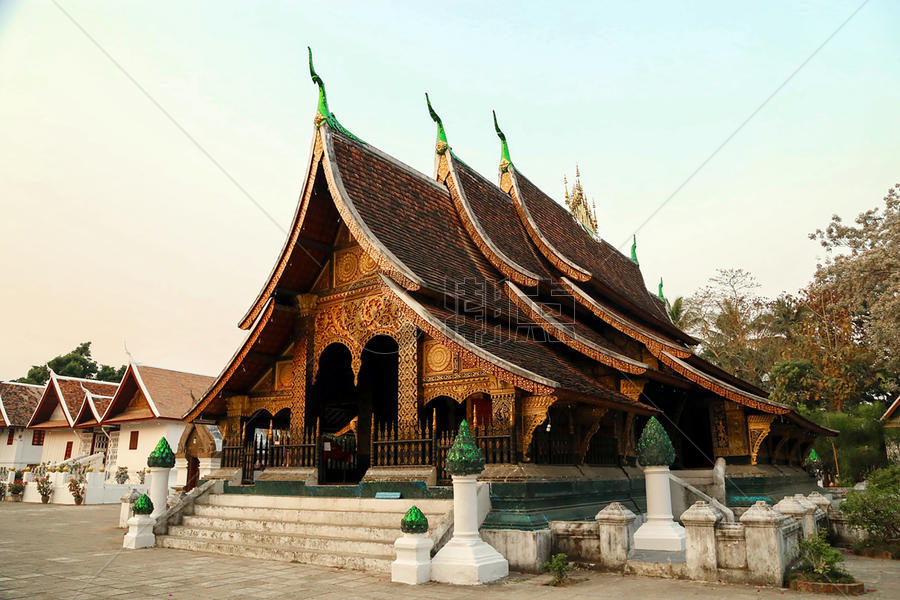 老挝琅勃拉邦寺庙图片素材免费下载