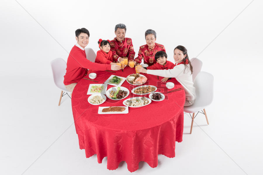 一家人吃年夜饭图片素材免费下载
