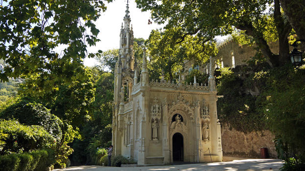 葡萄牙辛特拉雷加莱拉庄园QuintadaRegaleira图片素材免费下载
