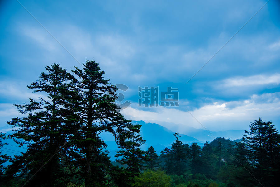 西岭雪山风景图片素材免费下载