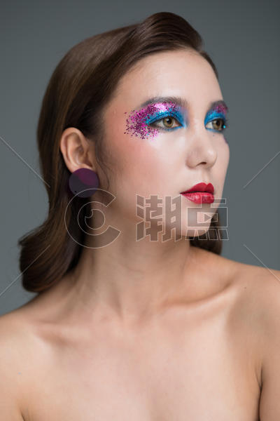 创意美妆眼妆图片素材免费下载