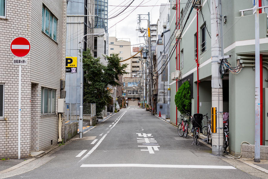 日本街道秋景图片素材免费下载