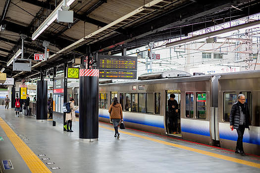 日本车站站台图片素材免费下载