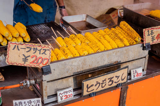 日本美食烤玉米图片素材免费下载