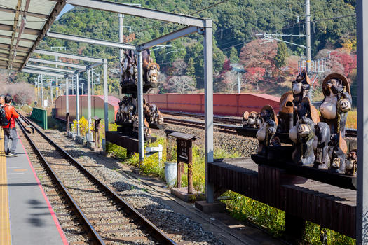 日本岚山小火车站图片素材免费下载