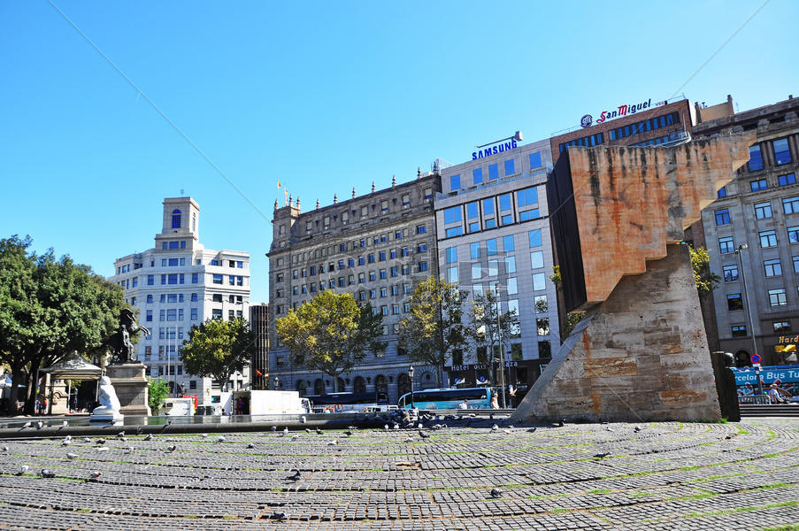 加泰罗尼亚广场Catalunya Square图片素材免费下载
