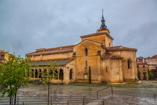 西班牙塞戈维亚圣马丁教堂图片素材免费下载