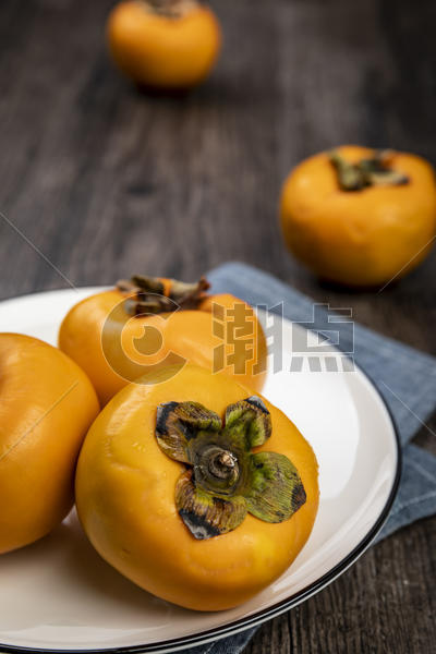 秋季脆柿子图片素材免费下载