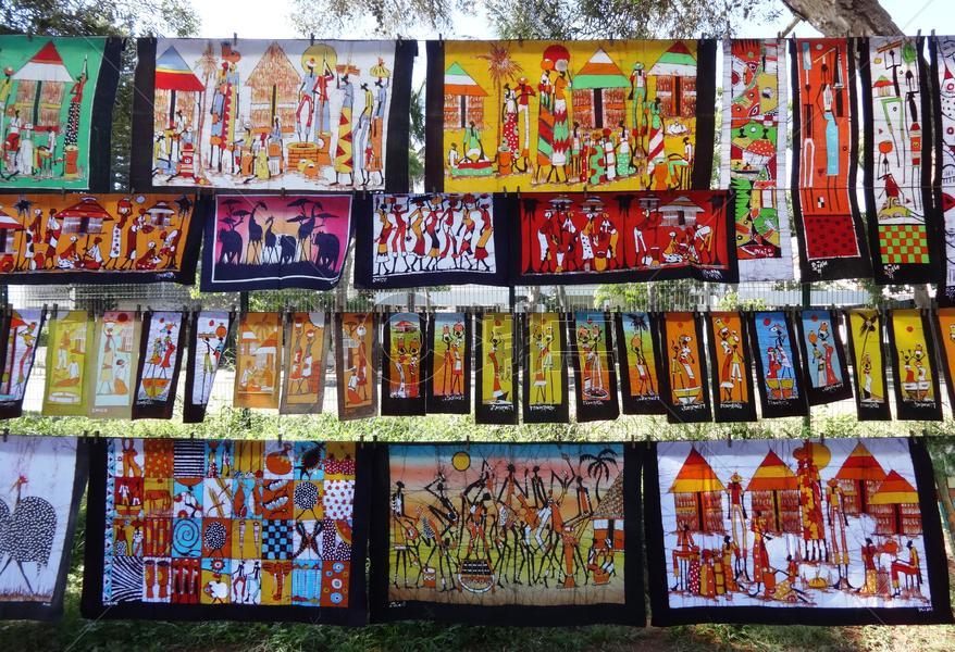 莫桑比克首都马普托最大的当地艺术品市场图片素材免费下载