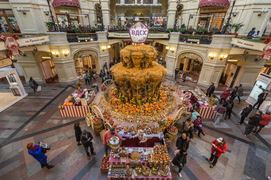 莫斯科红场著名的古姆百货内部图片素材免费下载