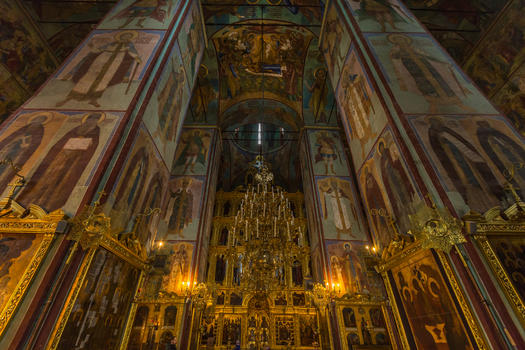 俄罗斯著名金环小镇谢尔盖耶夫圣三一修道院内部图片素材免费下载