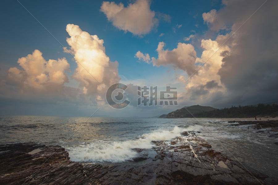 广东深圳盐洲岛海边晨云图片素材免费下载