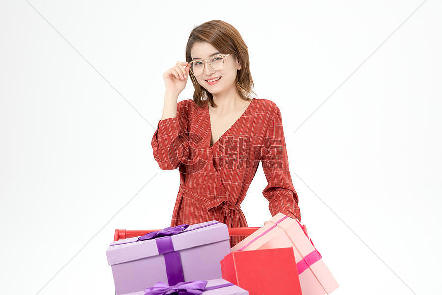 女性购物买礼物图片素材免费下载