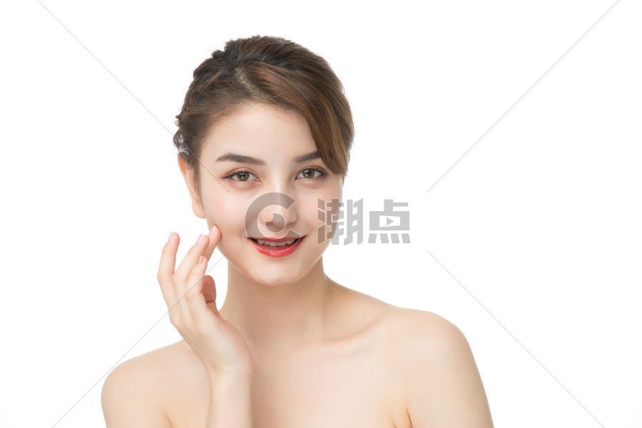 女性美妆护肤面部展示图片素材免费下载