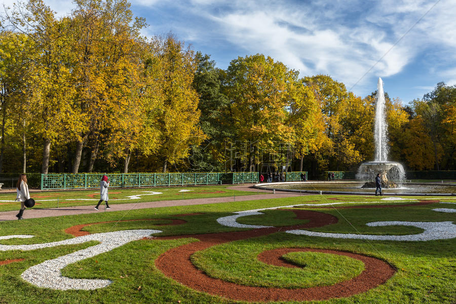 圣彼得堡夏宫下花园最美秋色图片素材免费下载