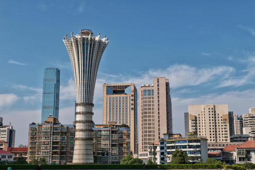 贺龙体育馆运动会火炬塔和长沙城区图片素材免费下载