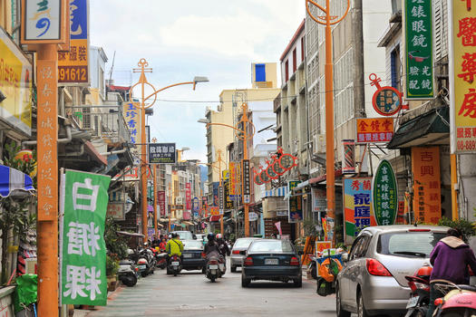 台湾垦丁恒春古城繁华的街道图片素材免费下载