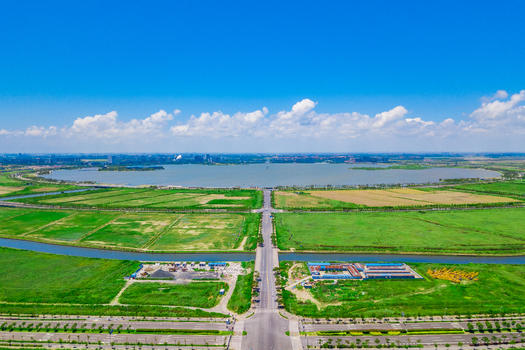 上海航拍滴水湖图片素材免费下载