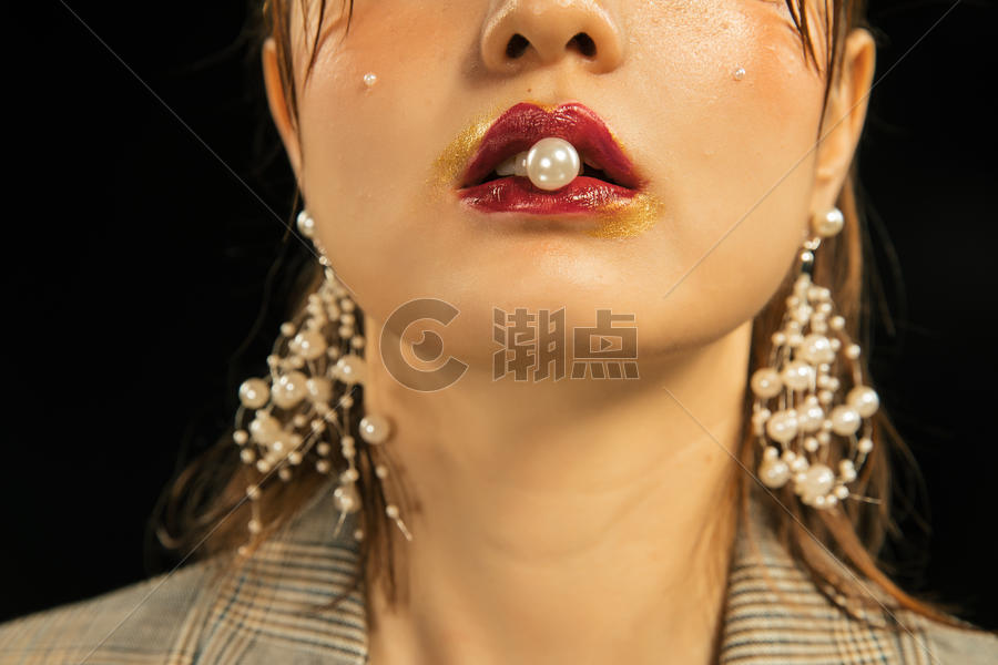女性创意嘴唇细节图片素材免费下载
