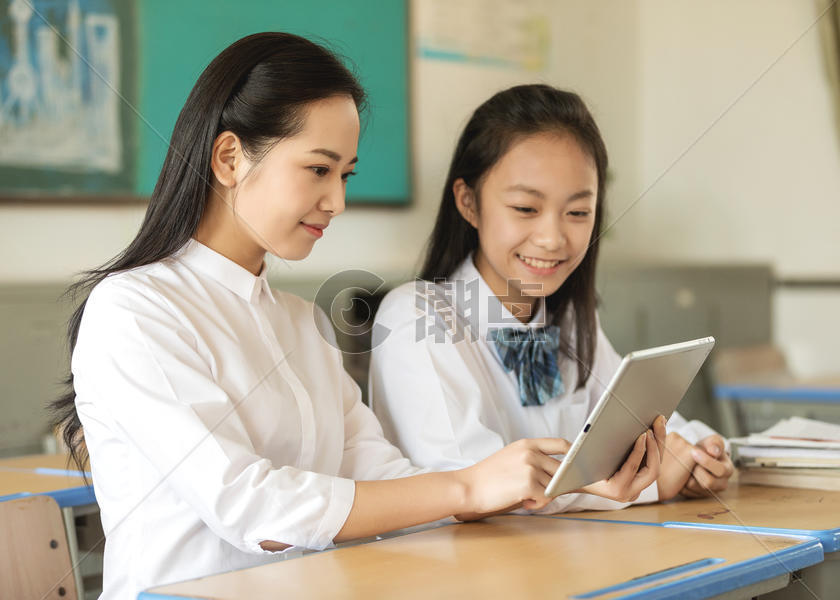 青少年网上学习图片素材免费下载