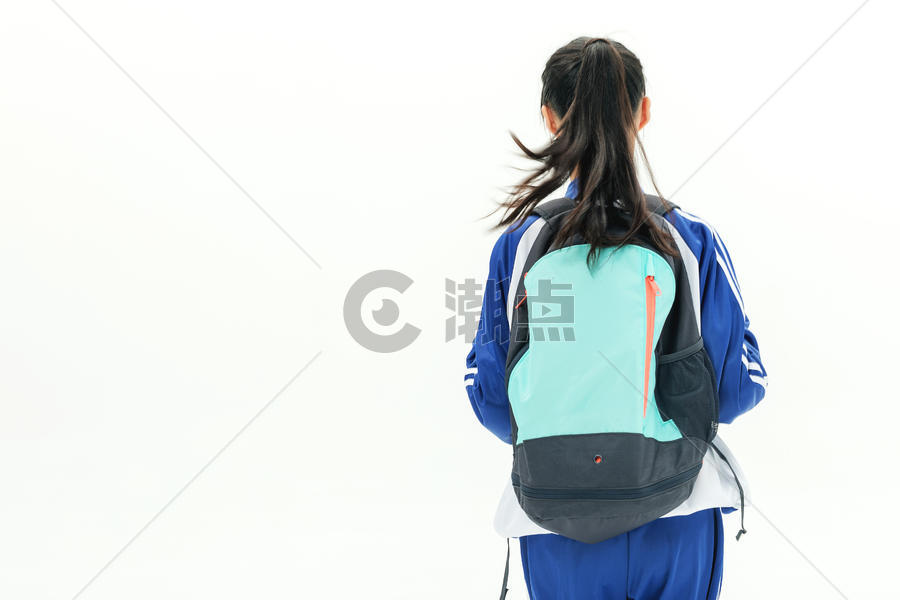 女学生背书包上学摄影图5538*3692图片素材免费下载-编号907716-潮点视频