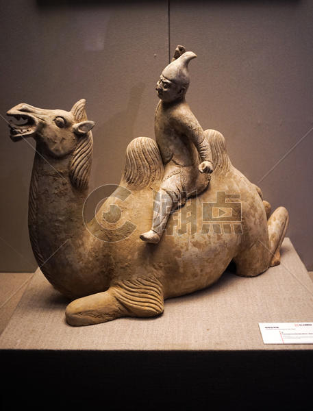 西安博物馆胡人骆驼像图片素材免费下载