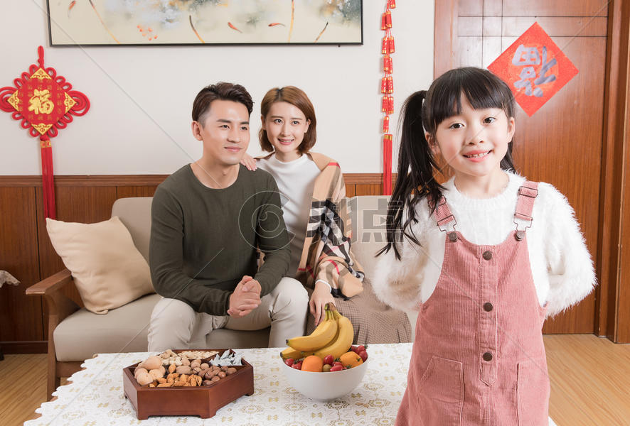 春节一家人团聚图片素材免费下载