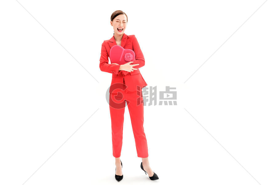 红色装女性白底图片素材免费下载
