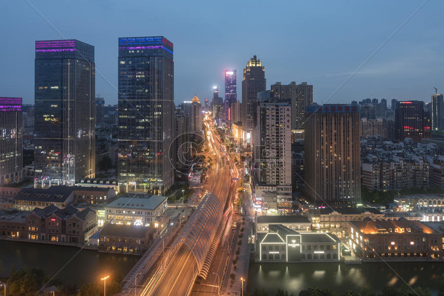 湖北省武汉市洪山区楚河汉街俯视夜景图片素材免费下载