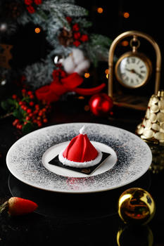 圣诞帽甜品图片素材免费下载