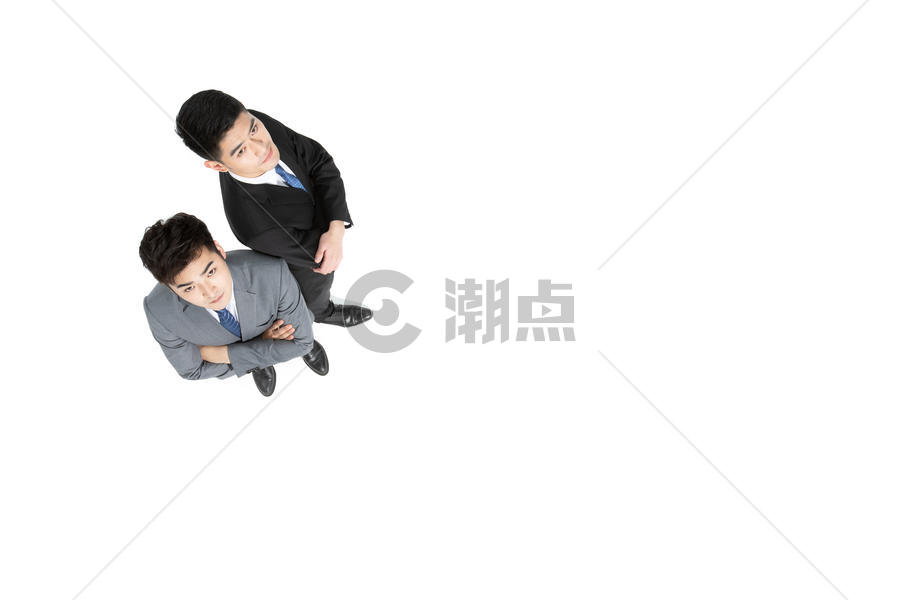 商务男性抱胸俯拍图片素材免费下载
