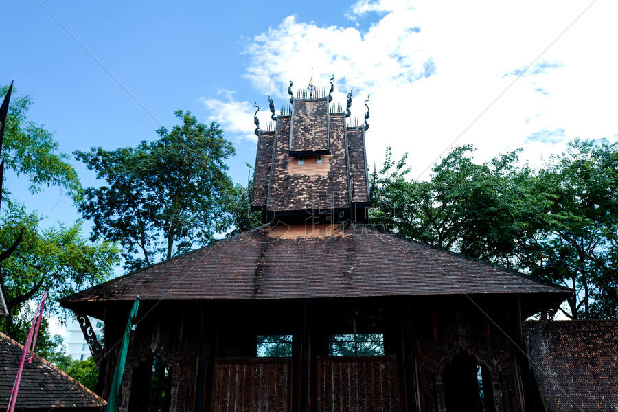 泰国清迈清莱黑庙建筑黑庙屋顶图片素材免费下载
