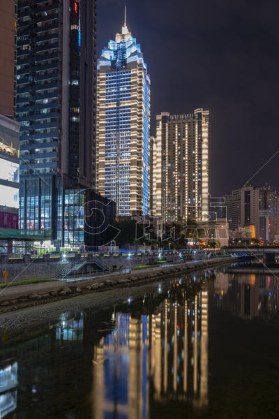 深圳夜景的世界金融中心高楼图片素材免费下载